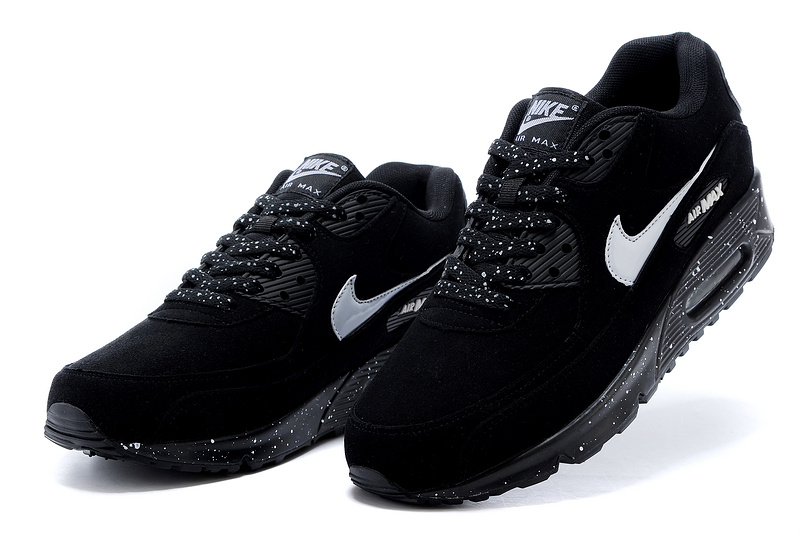 nike requin noir femme