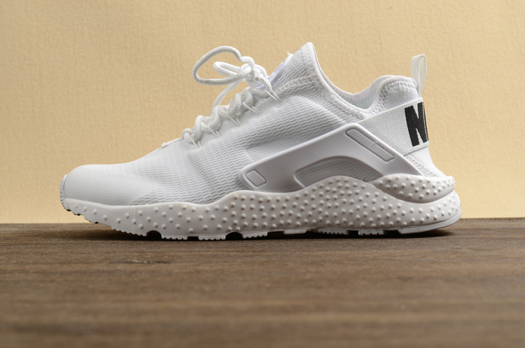 nike hiarache blanche